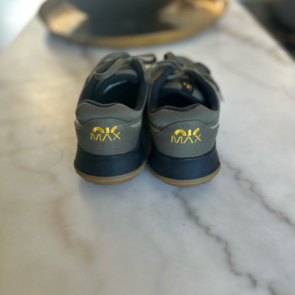 Nike Air Max Motif Next Nature Kid Size 6 - Picture 7 of 7